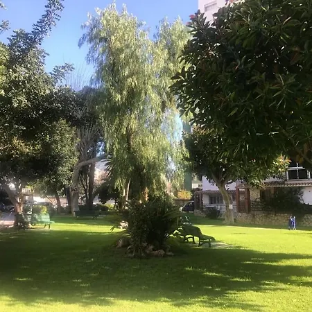 Cosy With Seaview, Pool And Close To Beach Apartment *